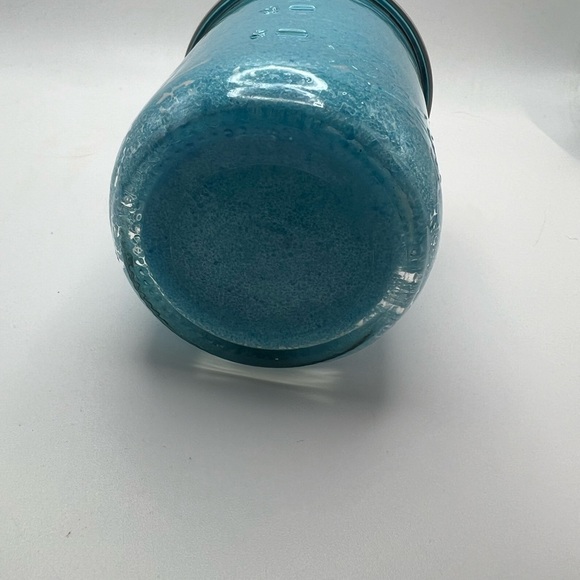 Host pick! Blueberry sugar scrub - Picture 5 of 9